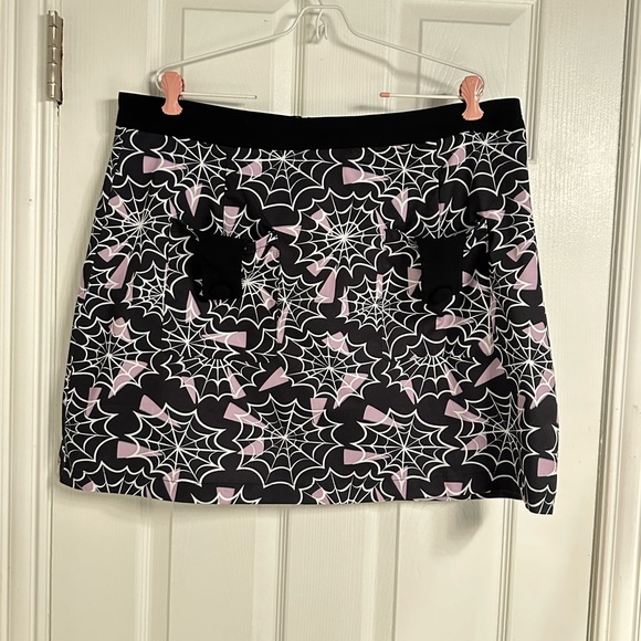 Smak Parlour Spiderweb Print mini skirt Woman’s plus size 1X - Picture 2 of 13